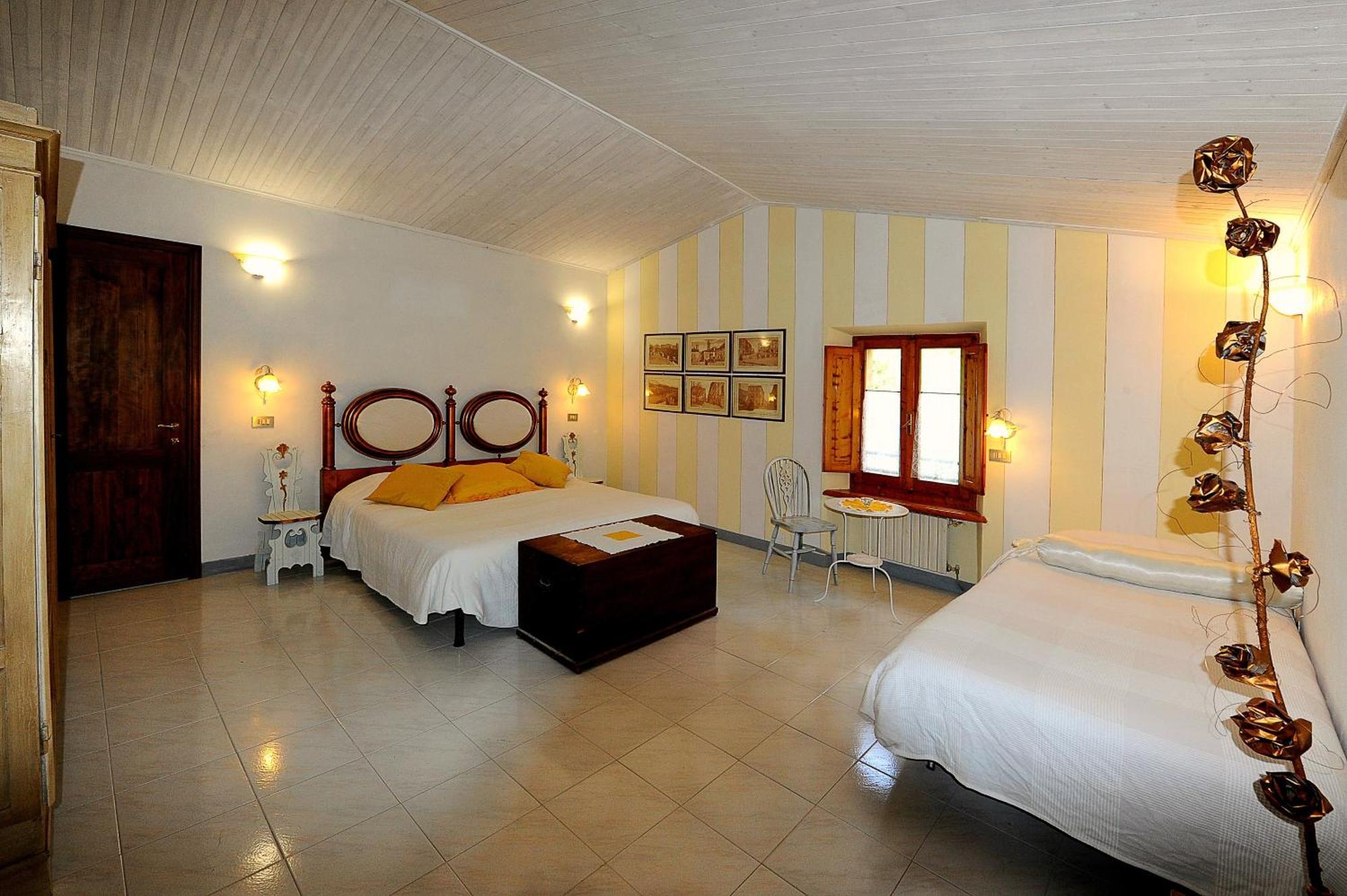 Mancino Bed and Breakfast Poggibonsi Exteriör bild